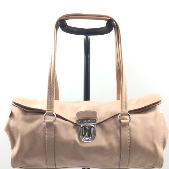 Prada Vitelli Easy Shoulder Bag - Picture 3 of 15